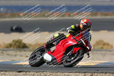 media/Apr-10-2022-SoCal Trackdays (Sun) [[f104b12566]]/Turn 14 (10am)/